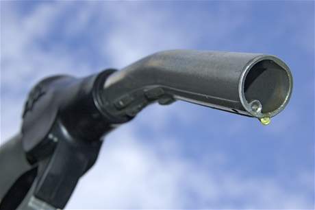 Pokutu za nekvalitní paliva dostaly v Královéhradeckém kraji jen dv benzinky. Ilustraní foto