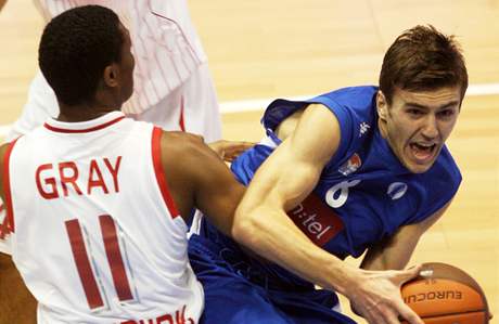 Nymburk - Podgorica: Justin Gray, Nemanja Gordic