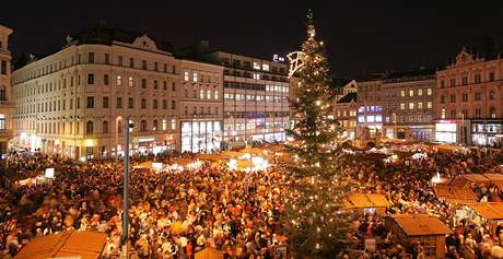 Rozsvícení vánoního stromeku na námstí Svobody v Brn