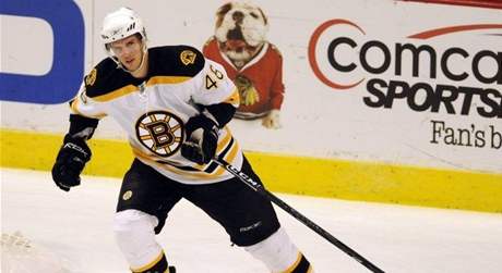 ESKÉ PEKVAPENÍ. David Krejí ve své tetí sezon v NHL záí v dresu skvlého Bostonu