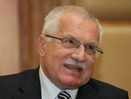 Zakázat komukoli v Evrop vyjadovat své ano a ne k tomu, jak se má sjednocovat Unie, to by bylo polapáním podstaty EU, íká prezident Václav Klaus.