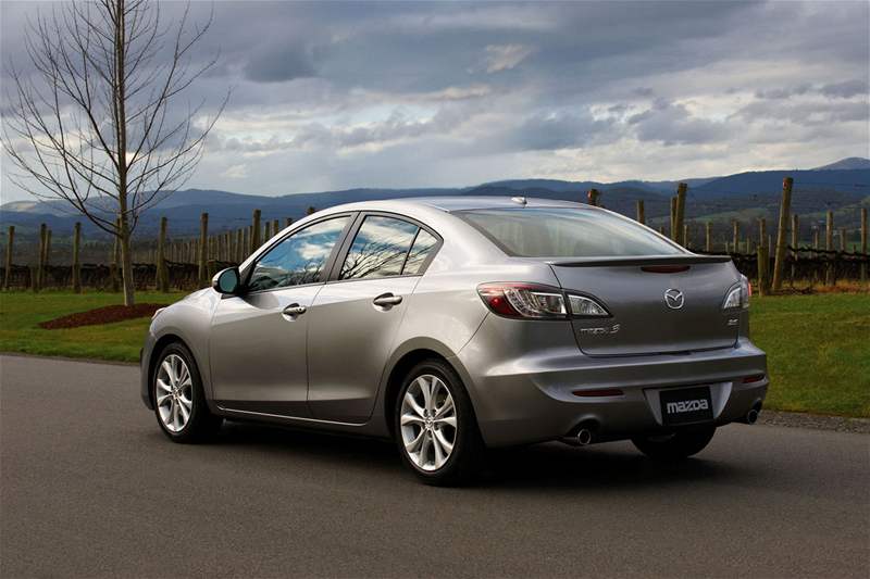 Nová Mazda 3 sedan pro Ameriku
