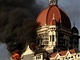 V Bombaji zatoili terorist, pes sto lid zabili. Stovky dalch zranili. V hotelu Td dreli rukojm. (27. listopad 2008(