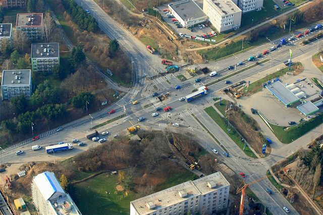 Stavba mimoúrovové kiovatky Hradecká - aboveská v Brn