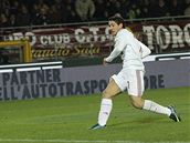 AC Milán - Turín: Milánský Pato pekonává Mattea Sereniho