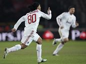 AC Milán - Turín: Ronaldinho oslavuje gól