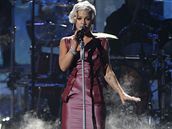 Pink zazpívala na Amerických hudebních cenách v Los Angeles