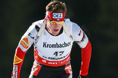 eský biatlonista Michal lesingr si v Oberhofu dojel pro tvrté místo ve sprintu.