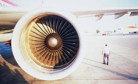 Motor letadla - ilustraní foto.