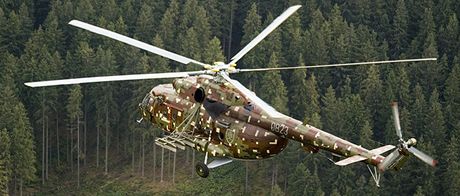 Vrtulník Mi-17 slovenských vzduných sil v nové digitální kamuflái.