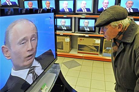 Televizn poad Otzky a odpovdi sledovaly miliony Rus po cel zemi.