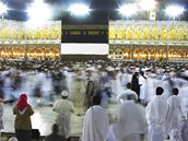 Statisíce muslim vyrazily na tradiní pou do Mekky. (6. prosince 2008)