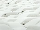 Pekladit aut základn od bavorského Mnichova zasypal sníh.