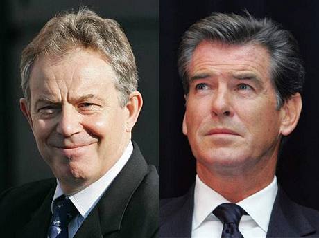 Tony Blair a Pierce Brosnan