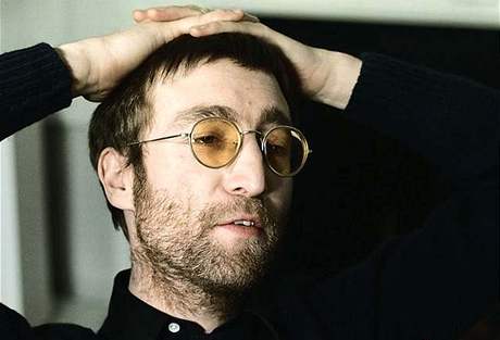 John Lennon byl zastelen v New Yorku v prosinci 1980.