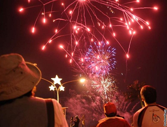 Také letos se uskuteční v Plzni na náměstí Republiky silvestrovská oslava s ohňostrojem. Ilustrační foto