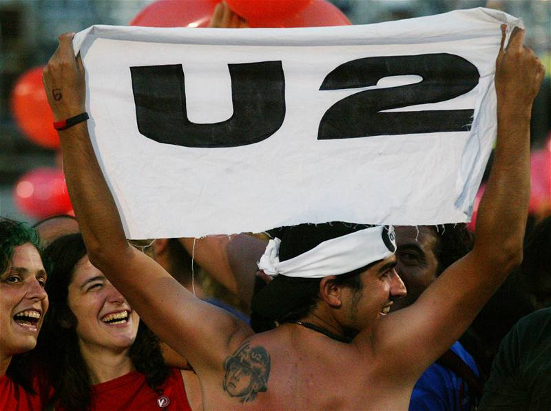 Termín pro vystoupení kapely U2 čeští promotéři mají. Chybí místo.