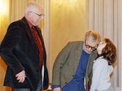 Woody Allen s dcerou a Václavem Klausem na Praském hrad (20.12.2008)