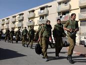 Izrael mobilizuje kvli monosti pozemní vojenské operace pes est tisíc záloník.