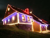 Vánoní výzdoba rodinných dom - Vánon nazdobené domy v Dolních Libchavách