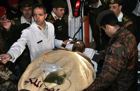 estidenn toky na psmo Gazy si vydaly pes 400 mrtvch a na 1 800 zrannch. (1. ledna 2009)