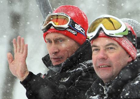 Vladimir Putin a Dmitrij Medvedv (3. ledna 2009)
