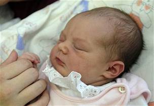 Veronika, první dít které se narodilo v esku v roce 2009