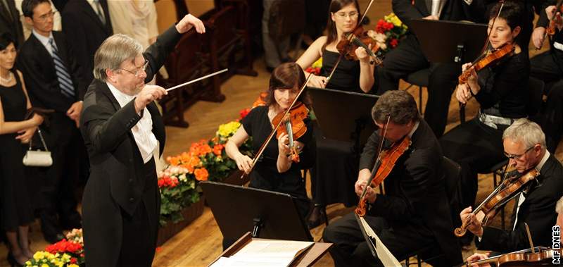 éfdirigent Petr Altrichter s brnnskými filharmoniky zahájil i festival pilberk 2008