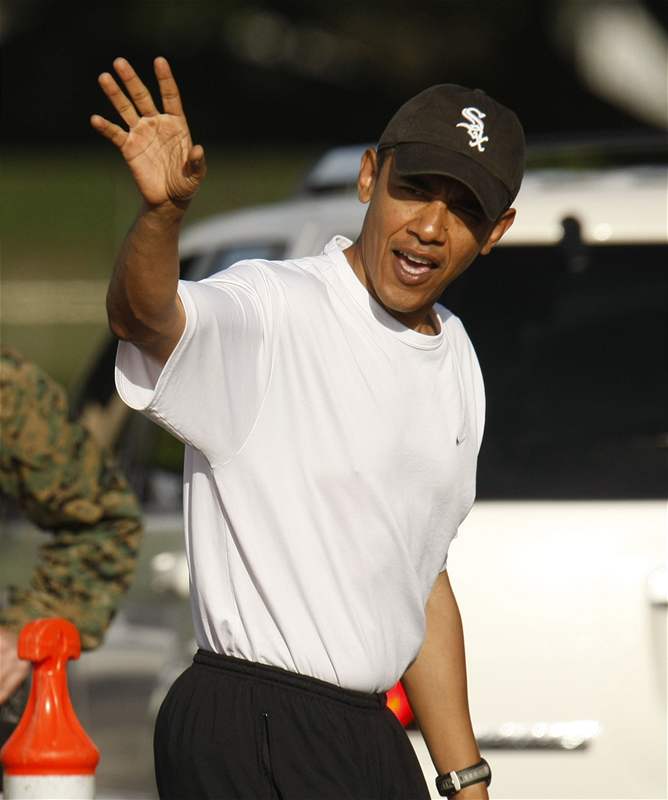 Barack Obama nabíral síly na následující nároný program na Havaji.