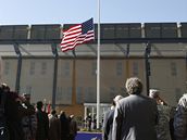 Po útoku Íránu v Rijádu stahují Američané z některých ambasád své zaměstnance