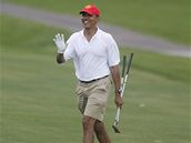 Barack Obama si zael zahrát golf do místního golfového klubu.