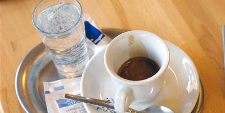 Espresso v caf Steiner