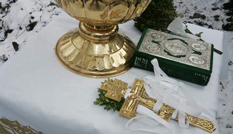 lenov pravoslavn crkve si pipomnli svtek Zjeven Pn u eky Svratky v Bystrci