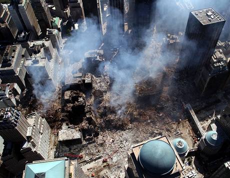 Ground Zero po teroristickch tocch z 11. z 2001