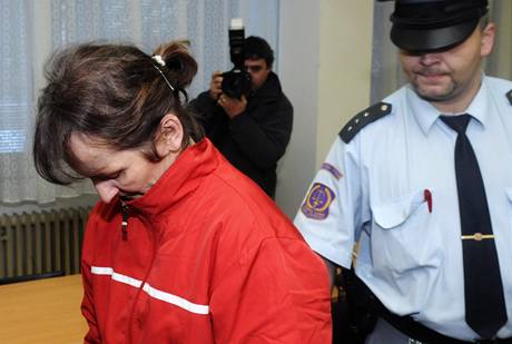 Soud s Polkou Annou Renatou Majcherczykovou, která je obalována z vrady svého druha.
