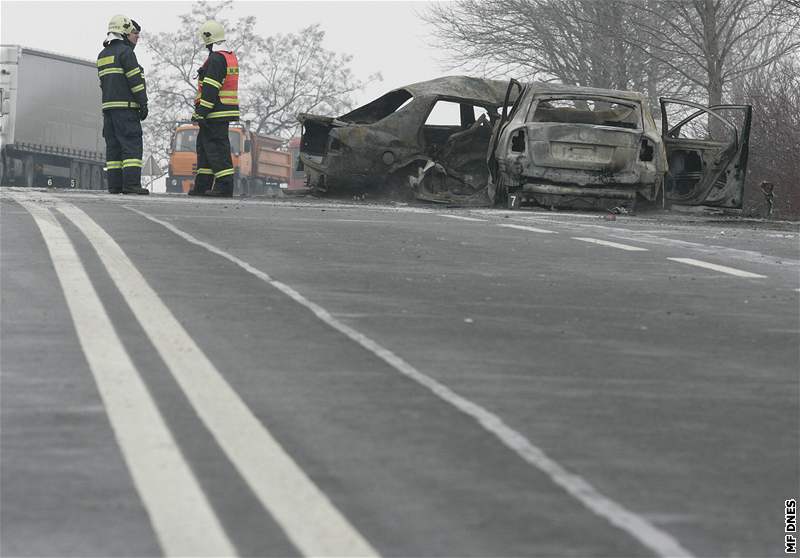 Tragická dopravní nehoda u Krhova na Blanensku si vyádala tyi ivoty