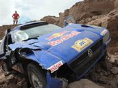 Sainz�v nabouraný volkswagen 