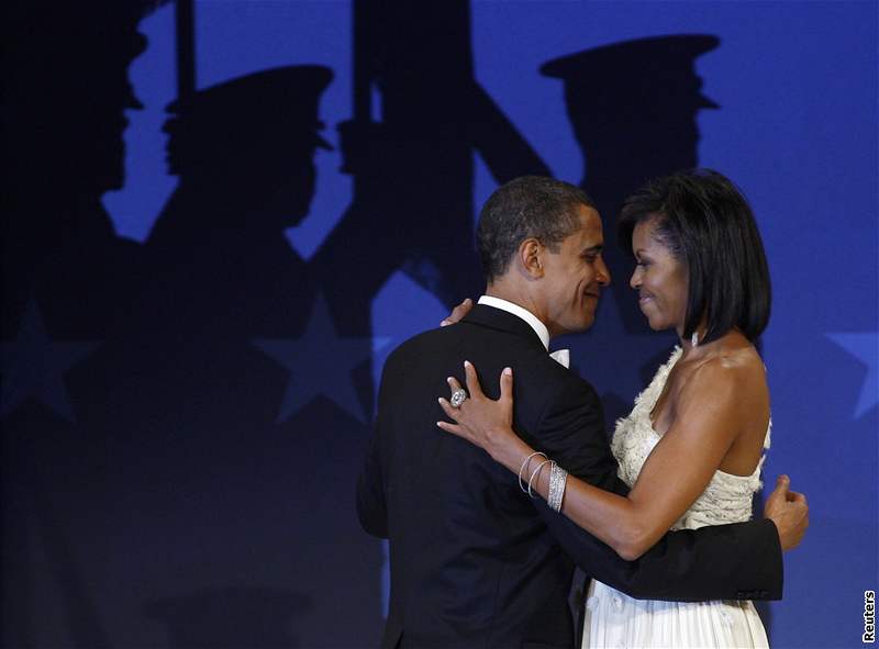 Prezident Barack Obama s první dámou Michelle na jednom z inauguraních bál ve Washingtonu.