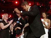 Prezident Barack Obama a první dáma Michelle taní na Sousedském inauguraním bále ve Washingtonu. 
