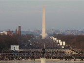 Lidé se scházejí ve washingtonském National Mallu na inauguraci Baracka Obamy