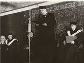 Promoce estného doktora Jana Masaryka  Aula PrF 20. 1. 1948 