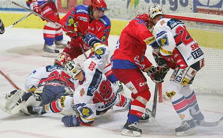 Hokejisté eských Budjovic budou bojovat o play-off.