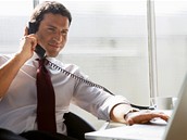 Nákup pes internet - ilustraní foto