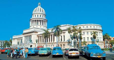 Parkovit ped Capitolem v Havan je podle Kubánc muzeum na kolech.