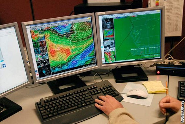 Maďarská vláda odvolala šéfku meteorologů. Předpověděla bouřku, která nebyla