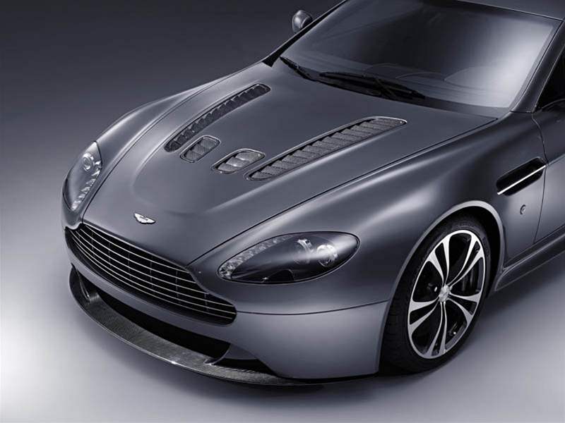 Aston Martin V12 Vantage