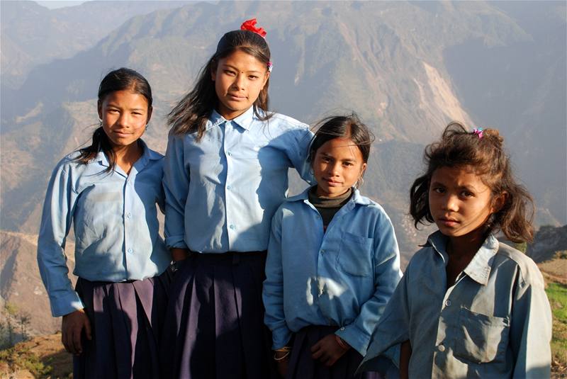 Nepál, dti ped kolou v Khandadéví