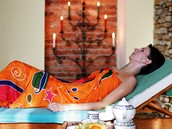 Tradiní ajurvédská masá - relaxace ve speciální místnosti