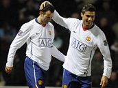 Manchester United: Giggs (vlevo) a Ronaldo oslavují gól