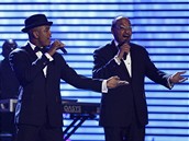 Grammy 2009 - zleva Smokey Robinson, Ne-Yo  a Duke Fakir